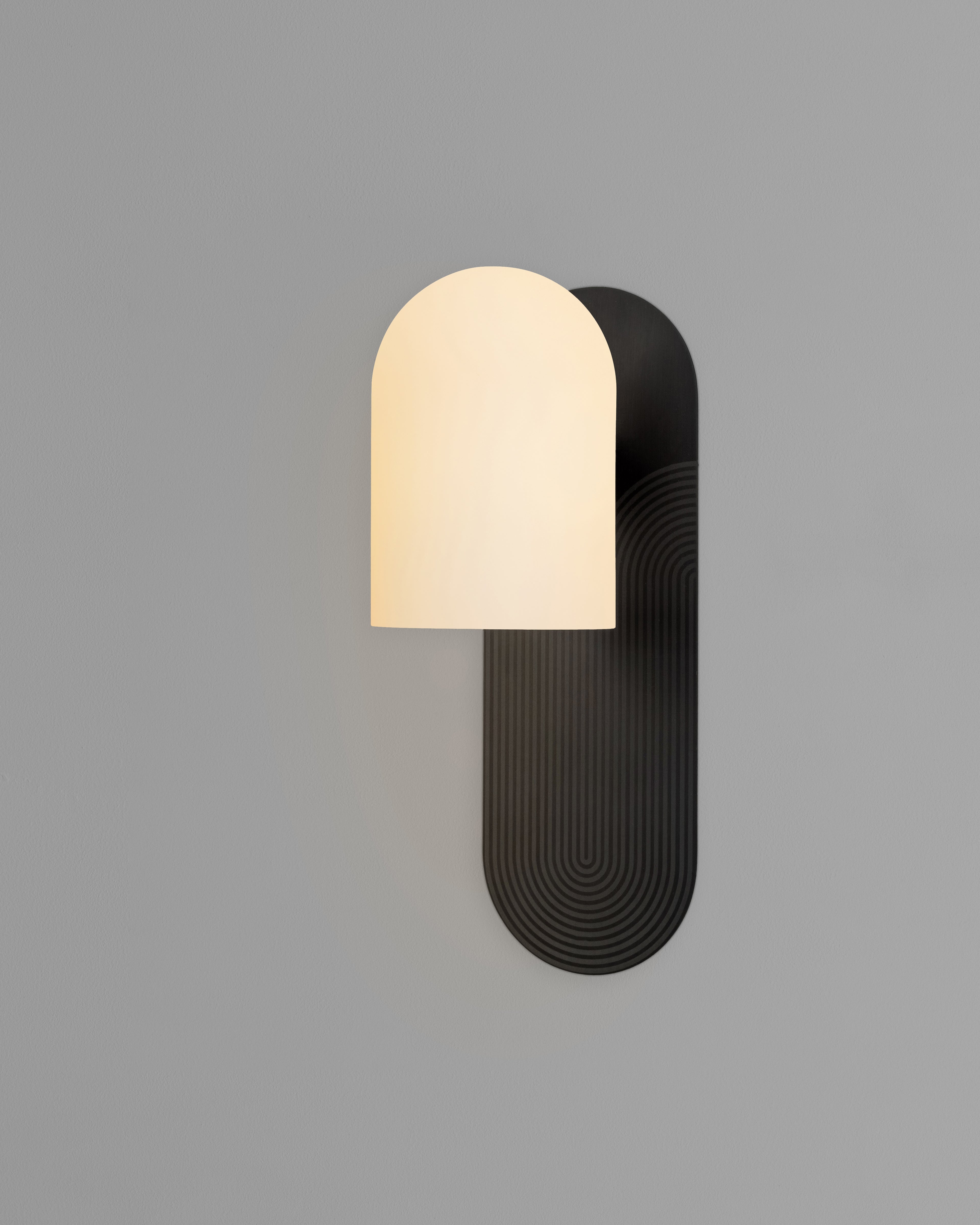 Schwung Odyssey Kyoto Black Wall Light